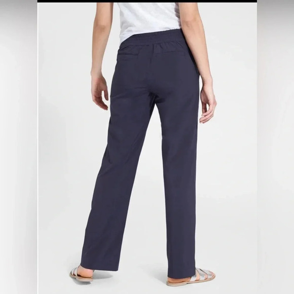 Athleta Chelsea Wide Leg Pant Navy Blue Pull On Pants Lightweight Pocket… - Picture 2 of 6